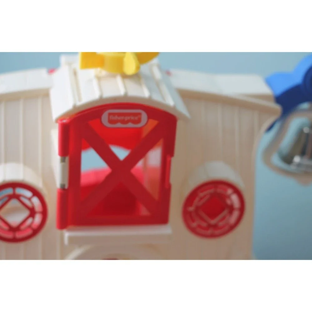 Fisher-Price FPM55 People Caring for Animals Farm Playset